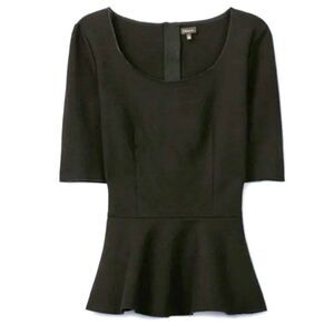 Aritzia Babaton Peplum Top Black - M